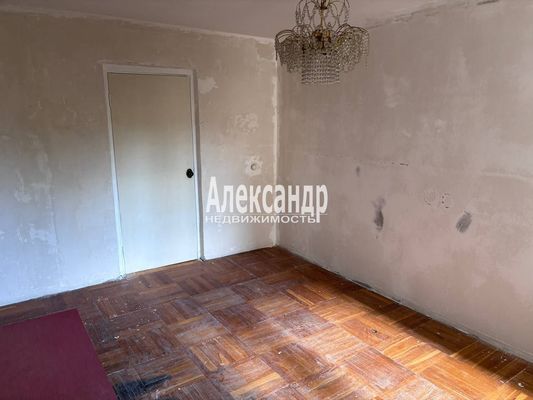 Продам двухкомнатную (2-комн.) квартиру, Луначарского пр-кт, 42к2, Санкт-Петербург г