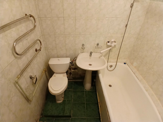 Продам однокомнатную (1-комн.) квартиру, Кальная ул, 40, Рязань г