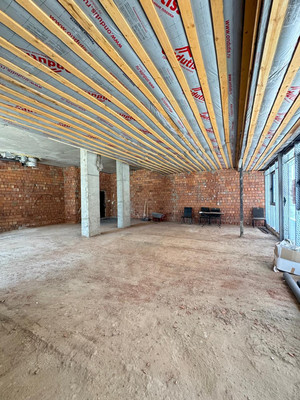 Продам трехкомнатную (3-комн.) квартиру, Тлостанова ул, 32кг4, Нальчик г