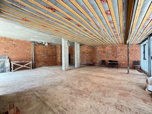 Продам трехкомнатную (3-комн.) квартиру, Тлостанова ул, 32кг4, Нальчик г