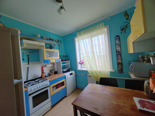 Продам трехкомнатную (3-комн.) квартиру, Тагилстроевская ул, 5, Нижний Тагил г