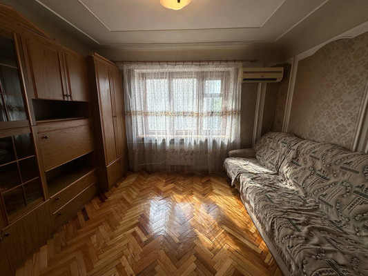Сдам двухкомнатную (2-комн.) квартиру, Красная ул, 65, Кропоткин г