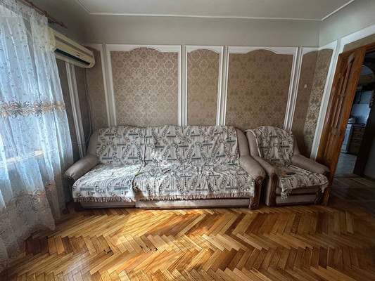 Сдам двухкомнатную (2-комн.) квартиру, Красная ул, 65, Кропоткин г