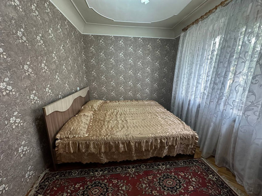 Сдам двухкомнатную (2-комн.) квартиру, Красная ул, 65, Кропоткин г