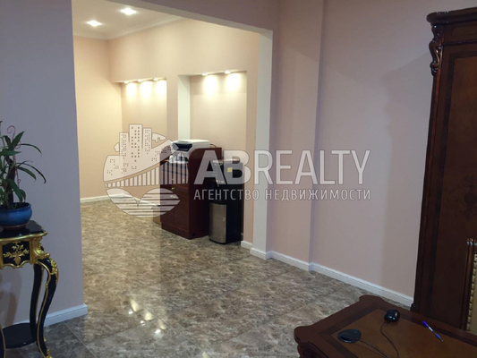 Продам коммерческое помещение 166,3 м2, Сивцев Вражек пер, 14, Москва г