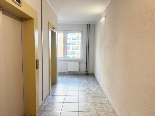 Продам однокомнатную (1-комн.) квартиру, Петровский б-р, 27, Бугры п