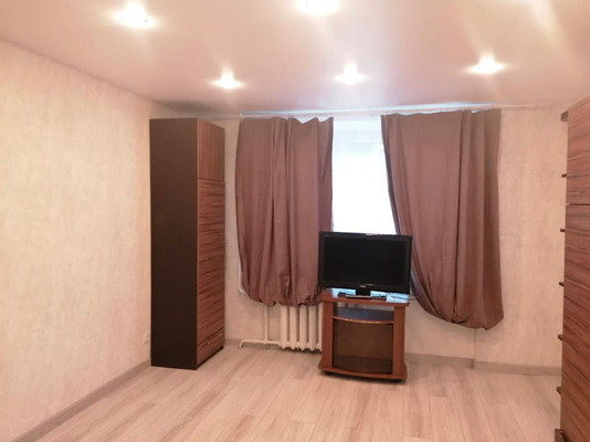 Продам однокомнатную (1-комн.) квартиру, 16-я Парковая ул, 6, Москва г