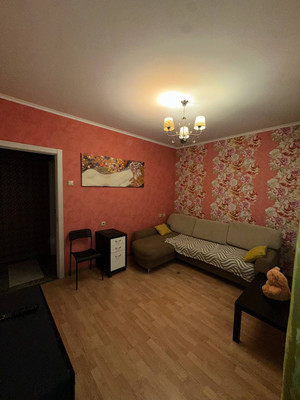 Продам двухкомнатную (2-комн.) квартиру, Комсомольский пр-кт, 8/2, Люберцы г