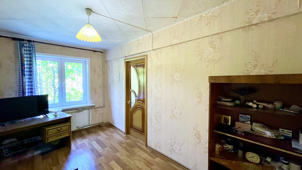 Продам трехкомнатную (3-комн.) квартиру, 28-й Армии ул, 16к1, Астрахань г