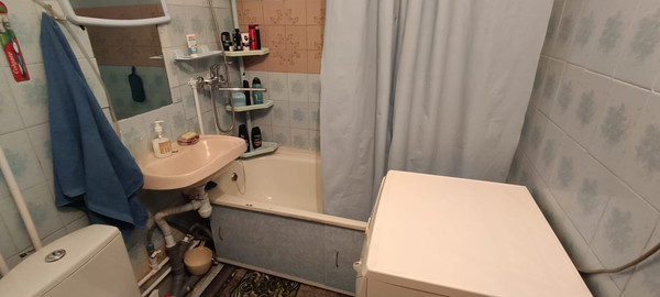 Продам однокомнатную (1-комн.) квартиру, Румынская ул, 18, Астрахань г