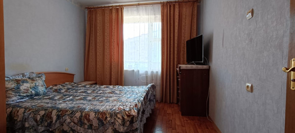 Продам двухкомнатную (2-комн.) квартиру, Аксакова ул, 13к1, Астрахань г