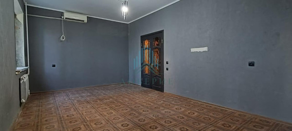 Продам двухкомнатную (2-комн.) квартиру, Энергетическая ул, 3к3, Астрахань г
