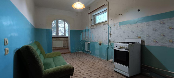 Продам двухкомнатную (2-комн.) квартиру, Энергетическая ул, 3к3, Астрахань г