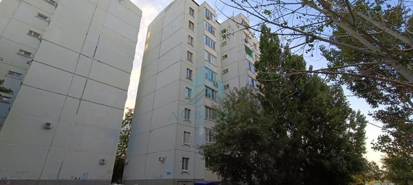 Продам двухкомнатную (2-комн.) квартиру, Энергетическая ул, 3к3, Астрахань г