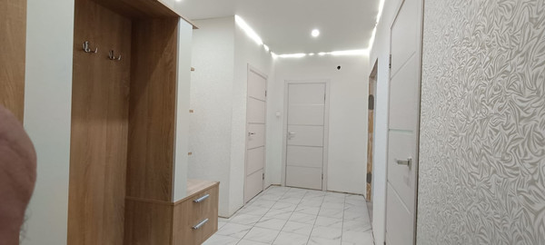 Продам трехкомнатную (3-комн.) квартиру, Новороссийская ул, 6, Астрахань г