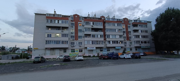 Продам трехкомнатную (3-комн.) квартиру, Новороссийская ул, 6, Астрахань г