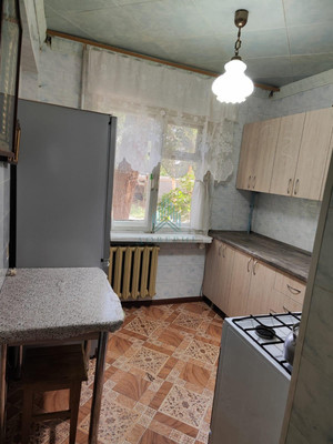 Продам однокомнатную (1-комн.) квартиру, Дубровинского ул, 64, Астрахань г