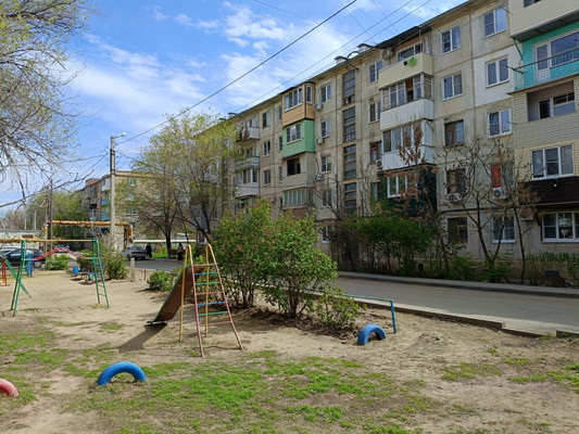 Продам однокомнатную (1-комн.) квартиру, Вячеслава Мейера ул, 4, Астрахань г