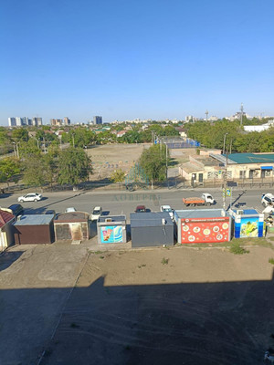 Продам трехкомнатную (3-комн.) квартиру, Александрова ул, 6, Астрахань г