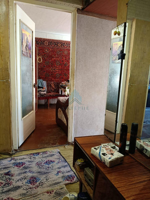 Продам трехкомнатную (3-комн.) квартиру, Александрова ул, 6, Астрахань г