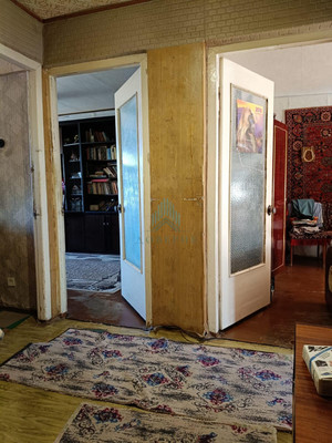 Продам трехкомнатную (3-комн.) квартиру, Александрова ул, 6, Астрахань г