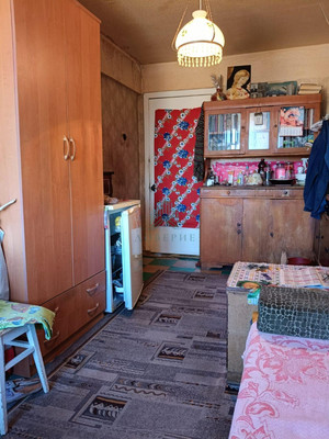 Продам трехкомнатную (3-комн.) квартиру, Александрова ул, 6, Астрахань г