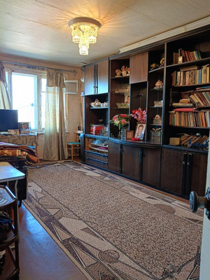 Продам трехкомнатную (3-комн.) квартиру, Александрова ул, 6, Астрахань г