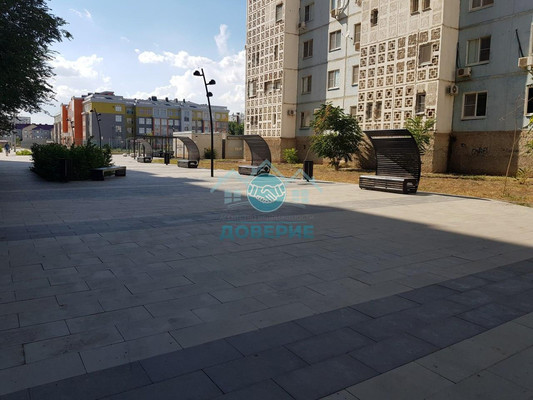 Продам трехкомнатную (3-комн.) квартиру, Бориса Алексеева ул, 67к2, Астрахань г