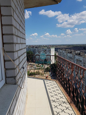 Продам трехкомнатную (3-комн.) квартиру, Бориса Алексеева ул, 67к2, Астрахань г