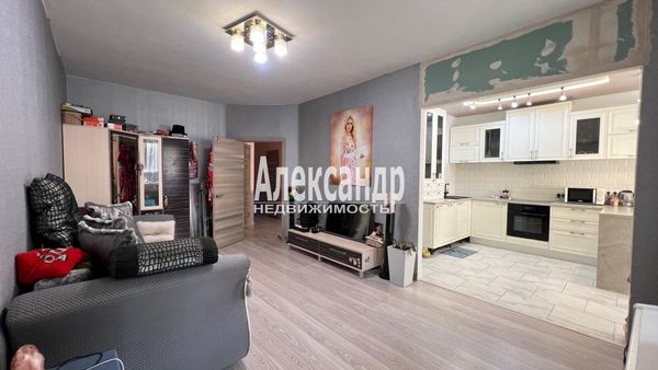 Продам трехкомнатную (3-комн.) квартиру, Московский пр-кт, 9, Выборг г
