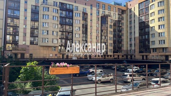 Продам трехкомнатную (3-комн.) квартиру, Московский пр-кт, 9, Выборг г