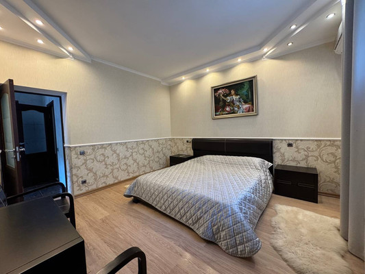 Продам коммерческое помещение 500 м2, Морская ул, 93, Поповка с