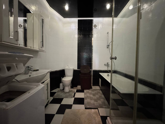 Продам коммерческое помещение 500 м2, Морская ул, 93, Поповка с