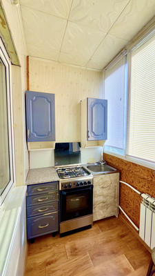 Продам однокомнатную (1-комн.) квартиру, Бориса Алексеева ул, 36к1, Астрахань г