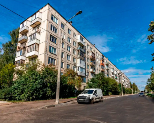 Продам однокомнатную (1-комн.) квартиру, Карпинского ул, 28к1, Санкт-Петербург г
