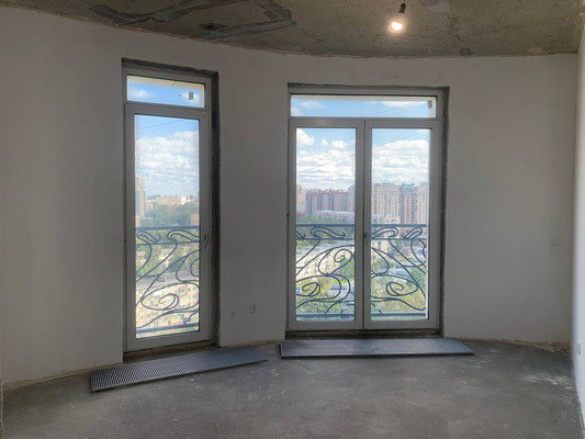 Продам трехкомнатную (3-комн.) квартиру, Ленсовета ул, 87к3, Санкт-Петербург г