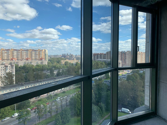 Продам трехкомнатную (3-комн.) квартиру, Ленсовета ул, 87к3, Санкт-Петербург г