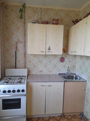 Продам однокомнатную (1-комн.) квартиру, Бумажников ул, 7, Коммунар г