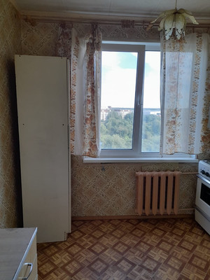 Продам однокомнатную (1-комн.) квартиру, Бумажников ул, 7, Коммунар г