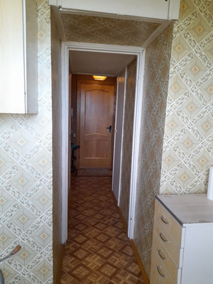 Продам однокомнатную (1-комн.) квартиру, Бумажников ул, 7, Коммунар г