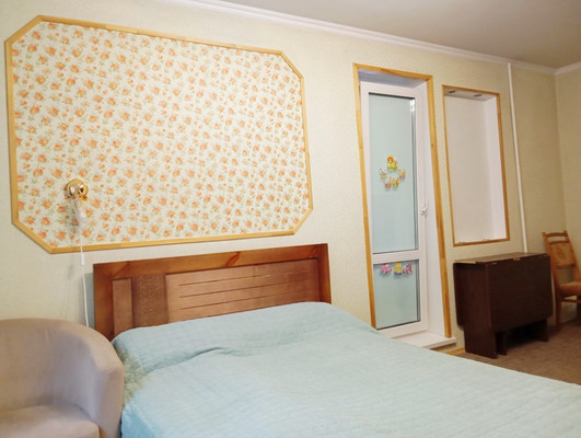Продам трехкомнатную (3-комн.) квартиру, Чугунова ул, 22, Раменское г