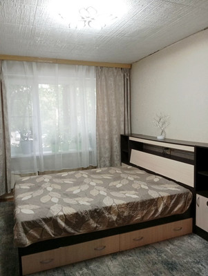 Продам трехкомнатную (3-комн.) квартиру, Чугунова ул, 22, Раменское г