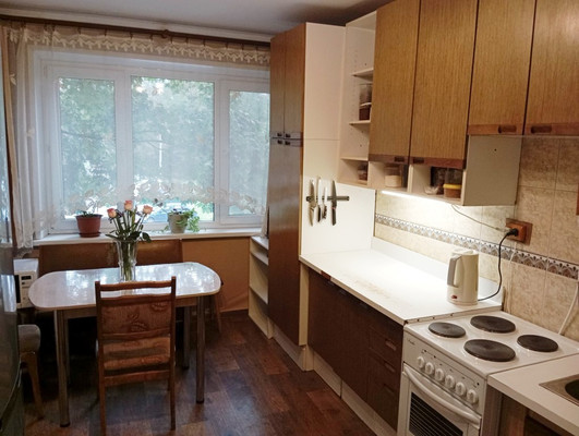 Продам трехкомнатную (3-комн.) квартиру, Чугунова ул, 22, Раменское г