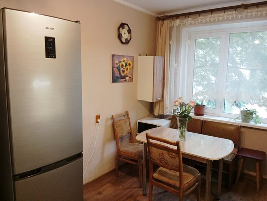 Продам трехкомнатную (3-комн.) квартиру, Чугунова ул, 22, Раменское г