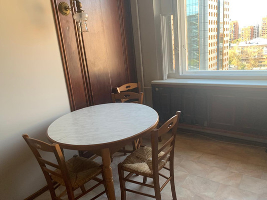 Продам трехкомнатную (3-комн.) квартиру, Зоологический пер, 8, Москва г