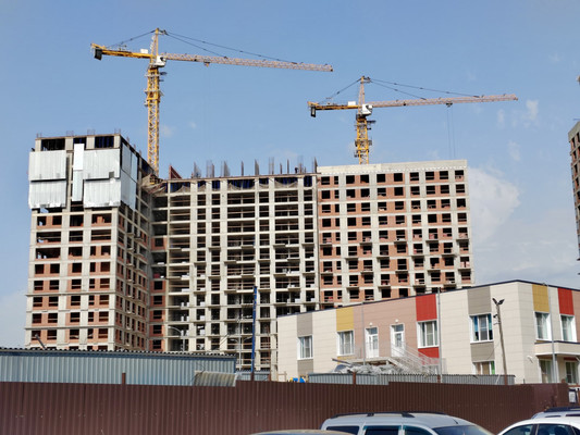 Продам однокомнатную (1-комн.) квартиру (долевое), Братьев Батталовых ул, 1, Казань г
