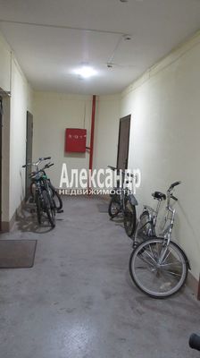Продам однокомнатную (1-комн.) квартиру, Вавиловых ул, 19, Санкт-Петербург г