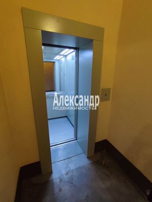 Продам двухкомнатную (2-комн.) квартиру, Жуковского ул, 38, Санкт-Петербург г