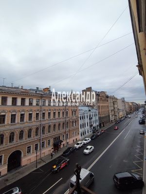 Продам двухкомнатную (2-комн.) квартиру, Жуковского ул, 38, Санкт-Петербург г