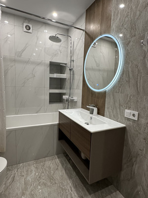 Продам двухкомнатную (2-комн.) квартиру, Короленко ул, 28Б, Казань г